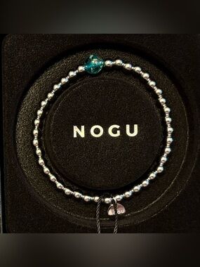 🩵🩵NOGU Single Bead Teal Firefly Bracelet 🩵🩵